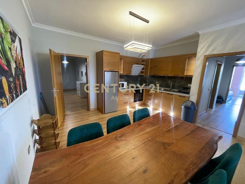 Apartment 3+1+2T+2B for rent – Dry Lake, Tirana!