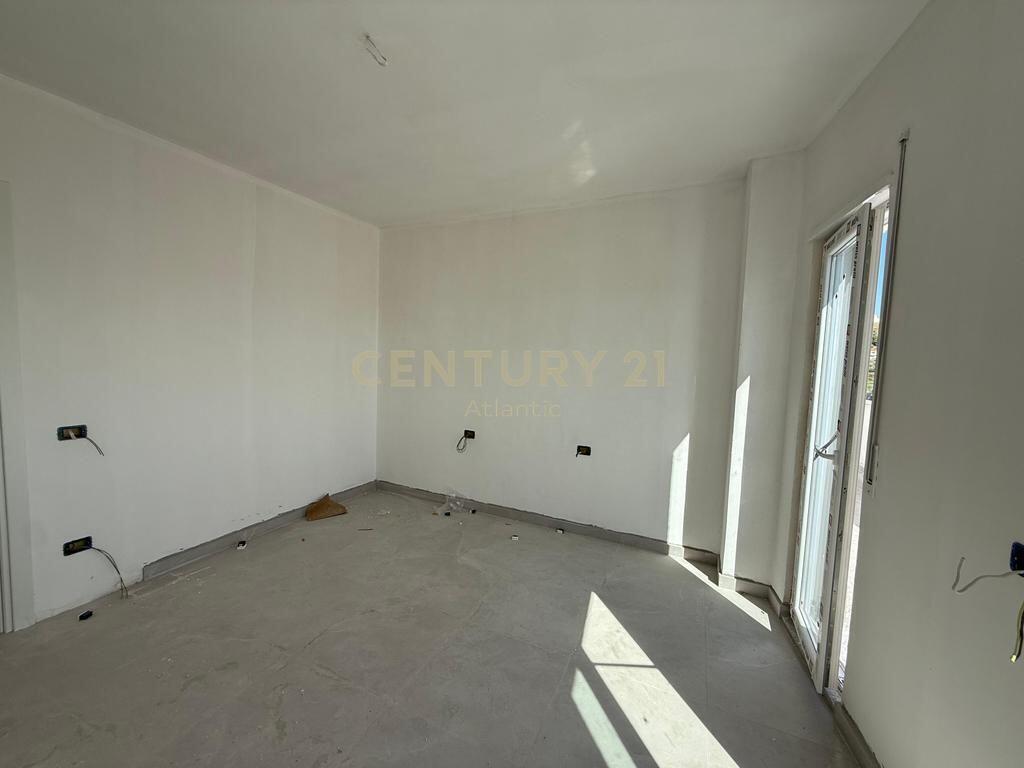 Apartment 2+2 for sale in Golem, Durrës - 132000€ | 118 m²