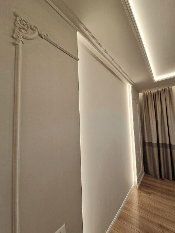 Luxury villa, 5 km from Qerreti beach, (entrance to the northern ring of Kavaja)