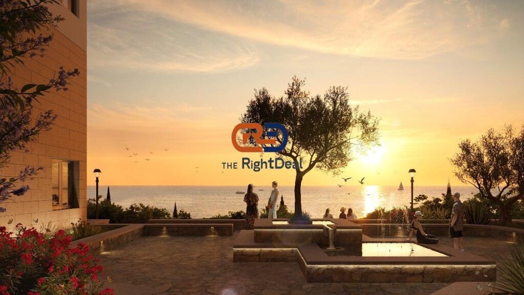 Al Complesso Santorini 2, A Dhermi, In Vendita Super Appartamento 2+1 Con Veranda!!!