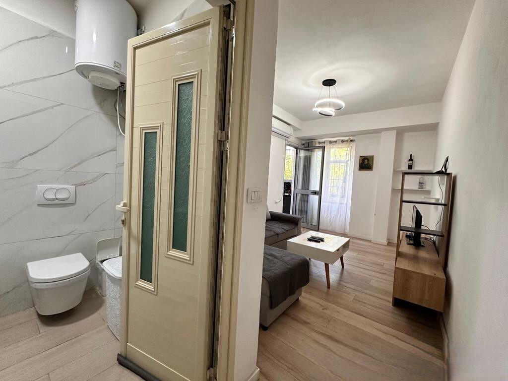 Apartment 2+1 for sale with mortgage with 2 parking spaces, in Shkoze. 120,000 €