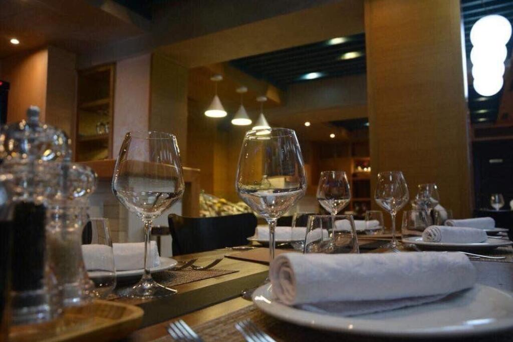 🍽️ RESTAURANT FOR RENT – NEAR “DURRËSIT” STREET, OPPOSITE “QEMAL STAFA” SCHOOL, ADJACENT TO HOTEL ELER