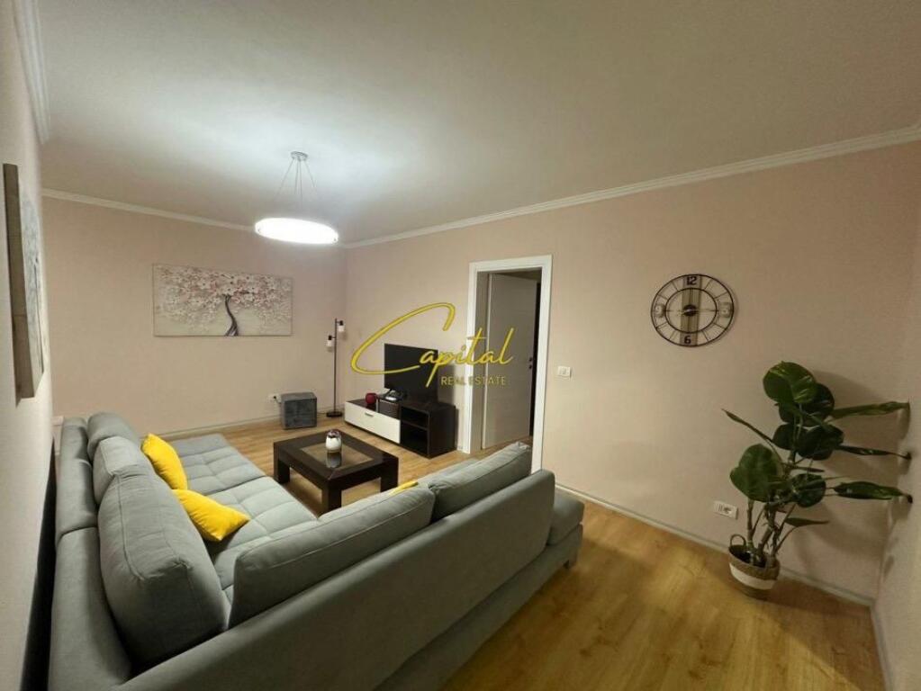 APARTAMENT ME QERA 2+1 ISH FUSHA AVIACONIT 650 EURO