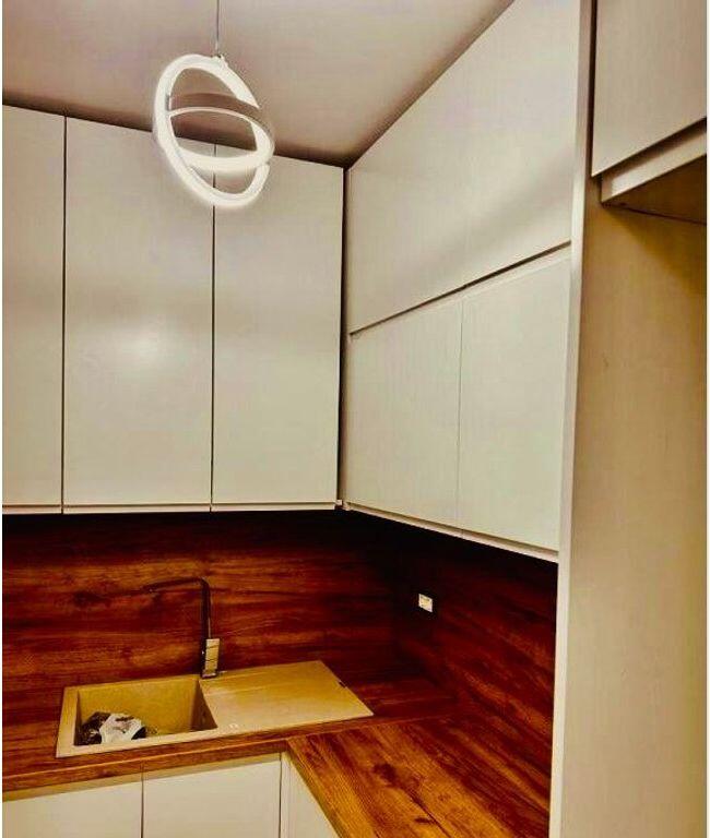 Appartamento 2+1+1 con balcone al Bulevardi Zogu i 1!
