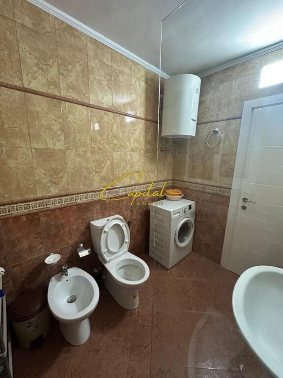 APARTAMENT ME QERA 2+1 ISH FUSHA AVIACONIT 650 EURO