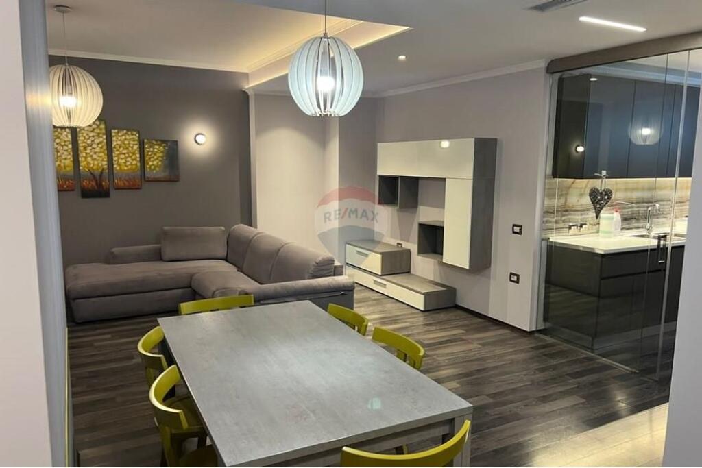 Apartament - Për Qira - Rruga e Kosovareve