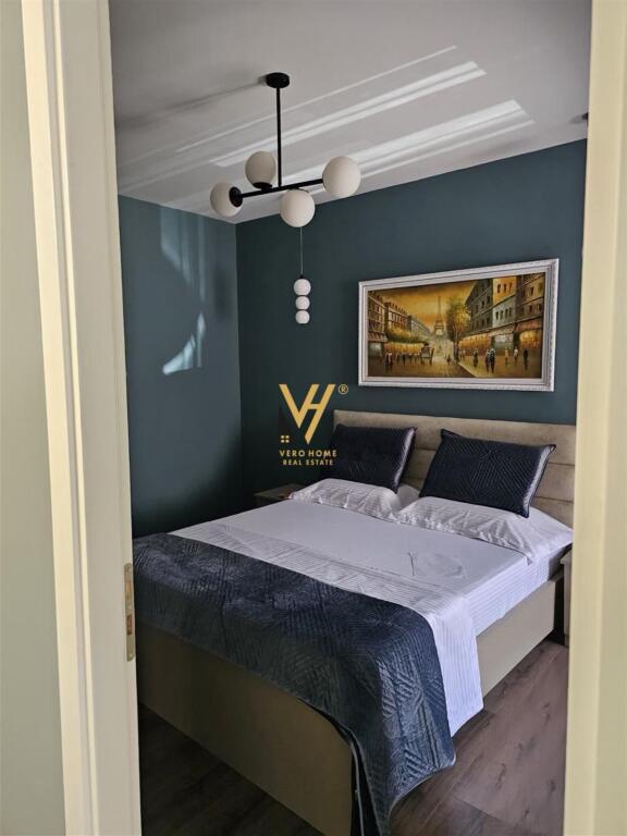 JEPET APARTAMENT 1+1 ME QIRA TE RRUGA FORTUZI 700 EURO