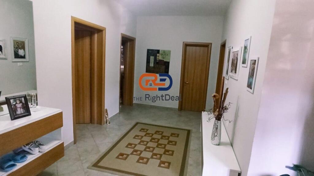 At 5 May, Villa for Sale 2 Floors Totally Invested!!