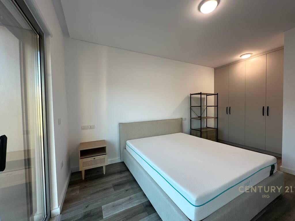 Villa nella Residenza Olive Grove! 2.500 € /Mese