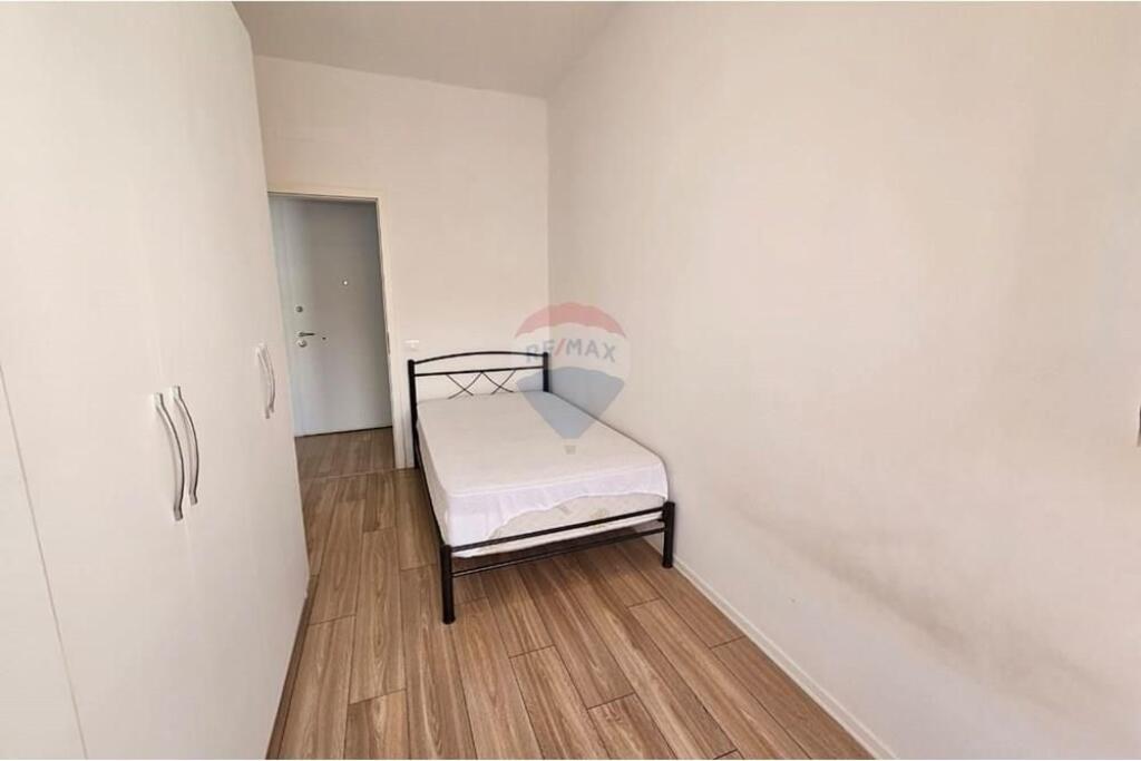 Apartment 2+1 Mangalem