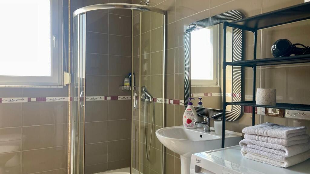 🏠 Appartamento 1+1 in Affitto – Centro, Pazar i Ri