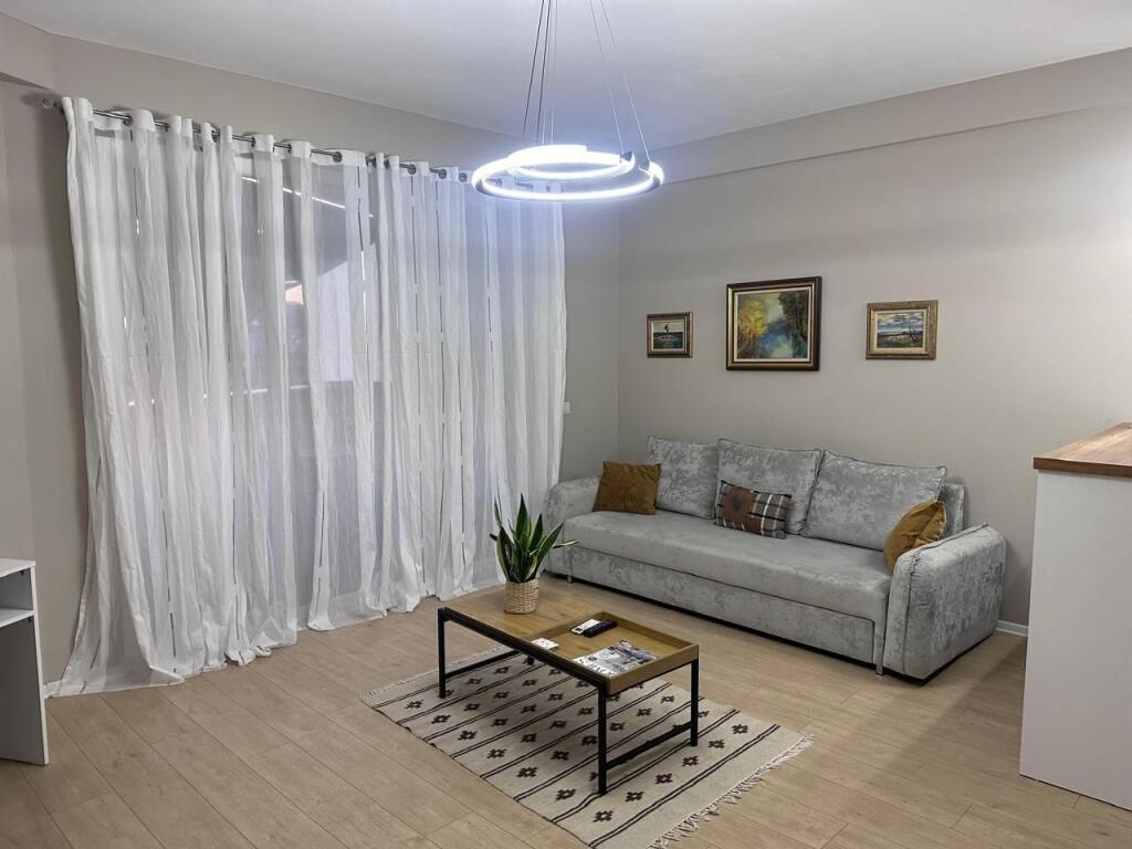 Appartamento di lusso 1+1+veranda in affitto vicino alla Scuola di Balletto