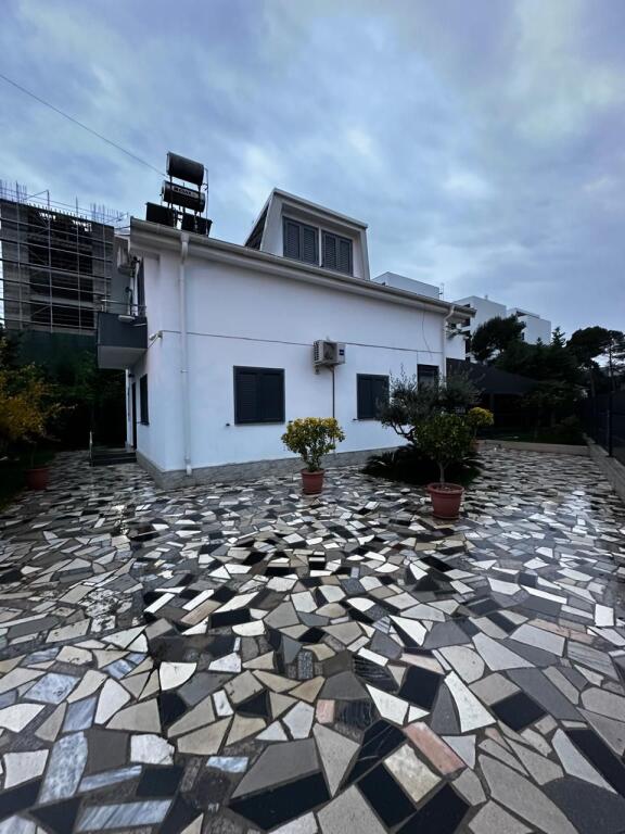FOR SALE 2-STORY VILLA WITH POOL NEAR HOTEL GRINT GOLEM DURRES