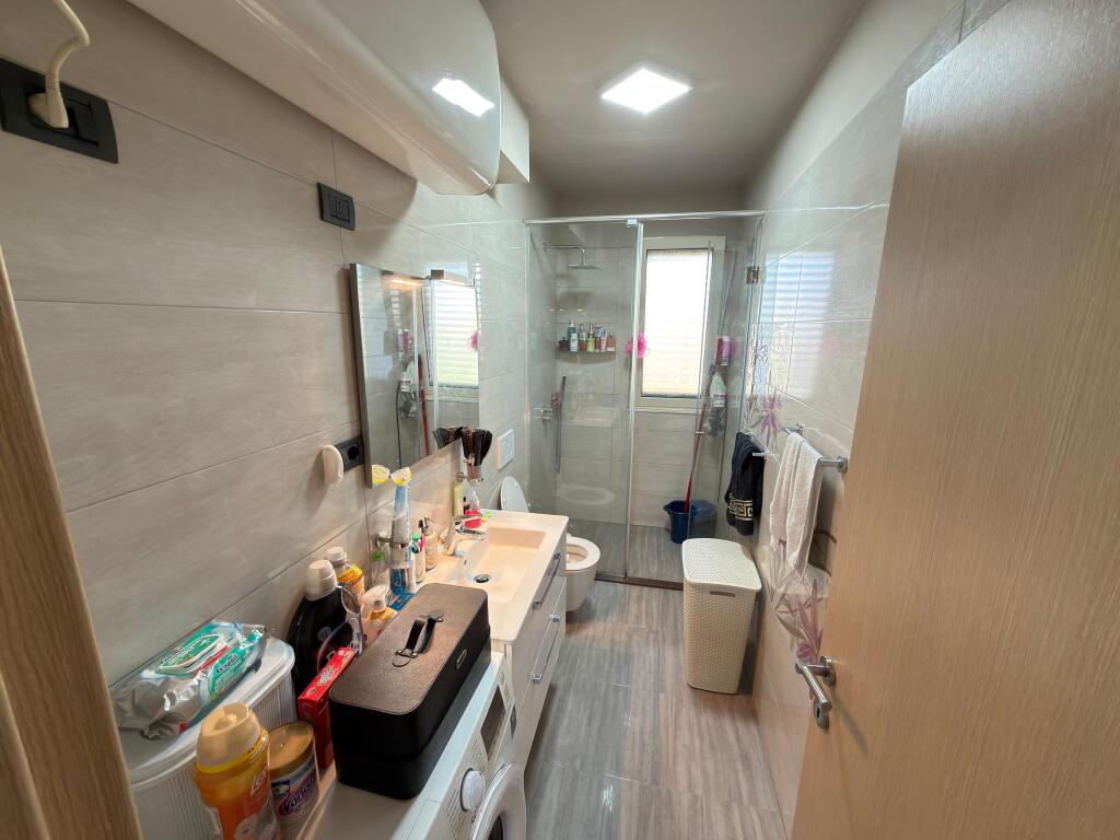 Apartament me qera 2+1 Vasil Shanto