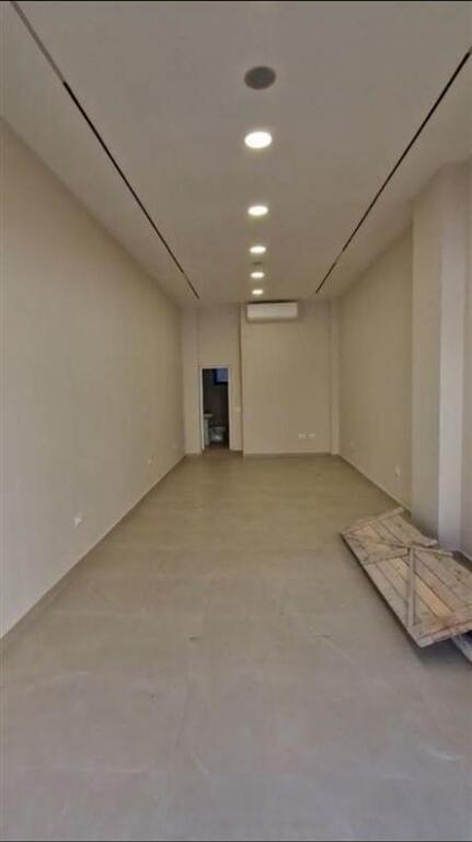 locale commerciale in affitto nella ex regione di Durazzo 650EUR / mese 
