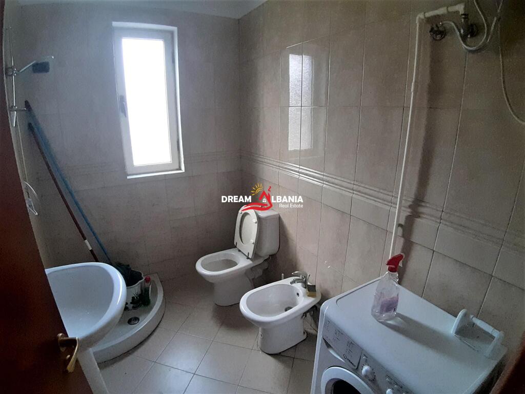 Appartamento 3+1 in affitto in Via Bardhyl, vicino a Brryli a Tirana (ID 4231214)
