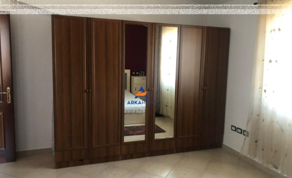 SHITET VILË 3-KATESHE 454M2 "INSTITUT, PRANË UNIVERSITETIT BUJQËSOR, TIRANË" 300,000 € (I DISKUTUESHËM)
