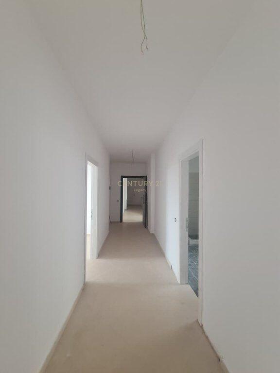 🏢APARTMENT 2+1 FOR SALE, SHKOZE . 129800 Euro 129,800 € Total Area  118m2