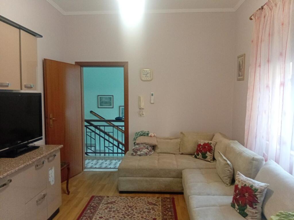 Appartamento 3+1+2, Via Bardhyl!