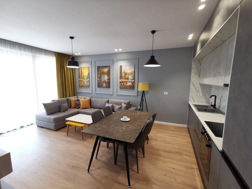 JEPET ME QERA APARTAMENT MODERN 1+1 TE KOMPLEKSI FIORI DI BOSKO!