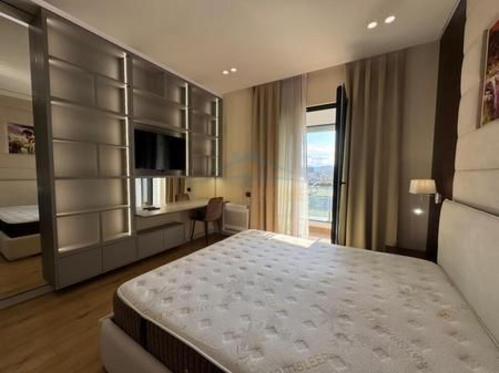 Affitto, Appartamento 1+1, Via Kavaja, Tirana