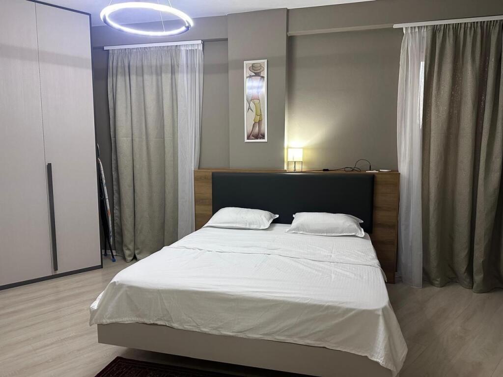 Appartamento di lusso 1+1+veranda in affitto vicino alla Scuola di Balletto