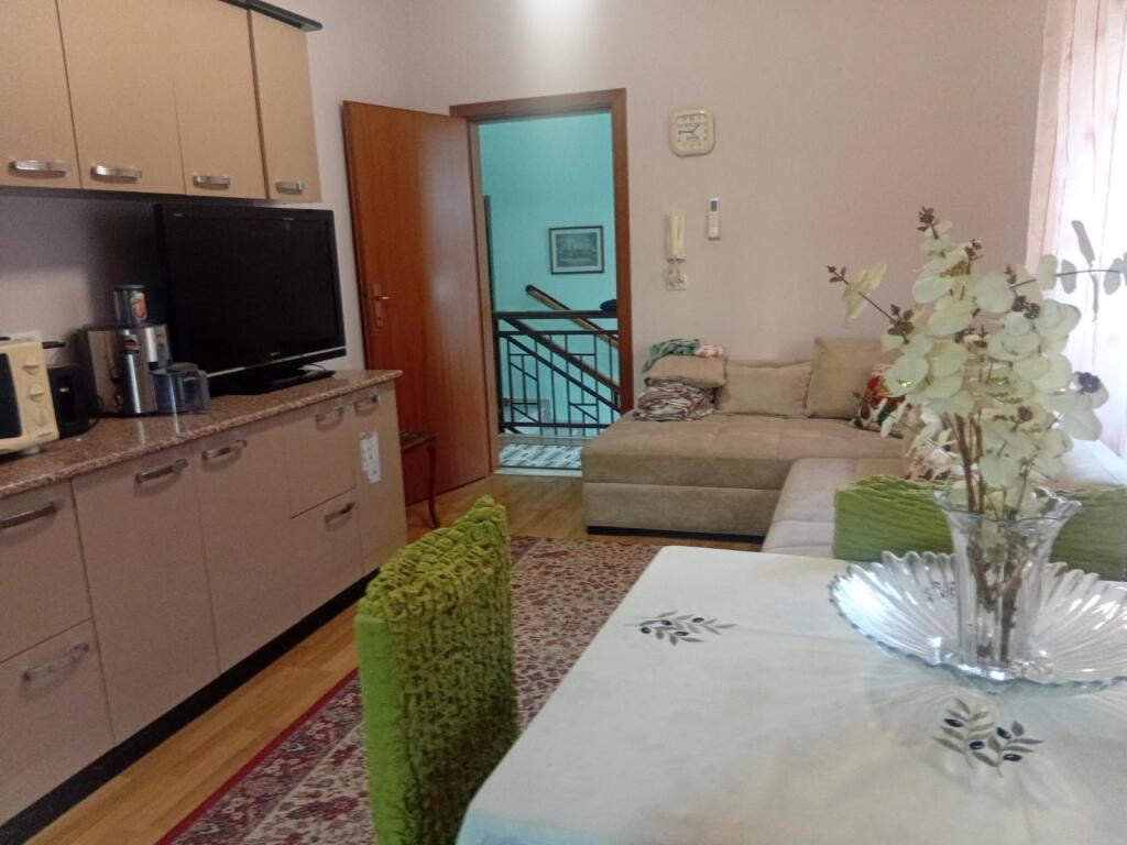 Appartamento 3+1+2, Via Bardhyl!