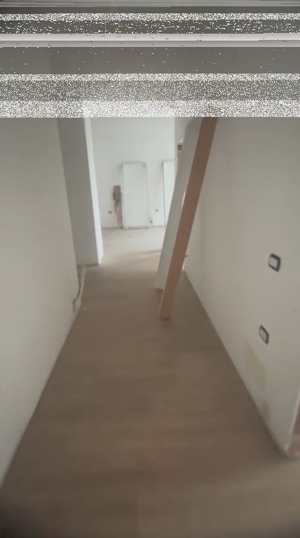 Apartment 3+1+2, Turdiu!
