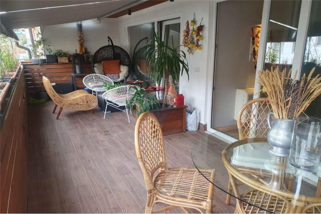APARTMENT 1+1+ VERANDA FOR RENT NEAR THE LAW SCHOOL!