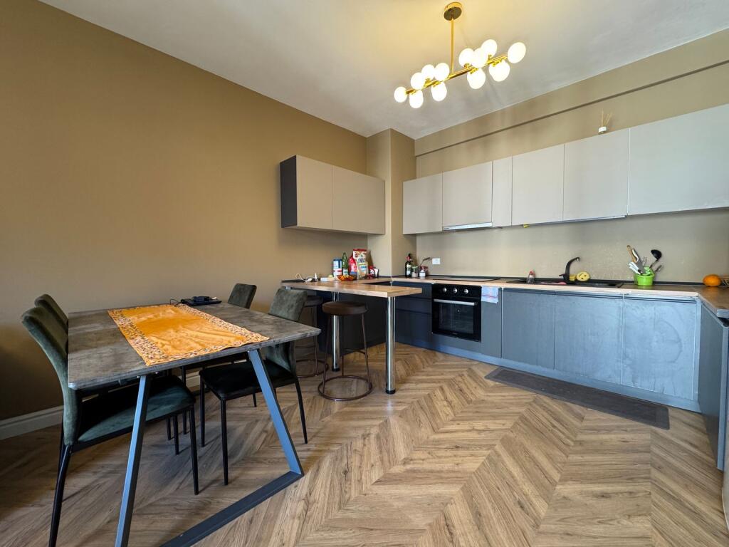 In vendita, Appartamento 2+1+2, Green City, Astir.