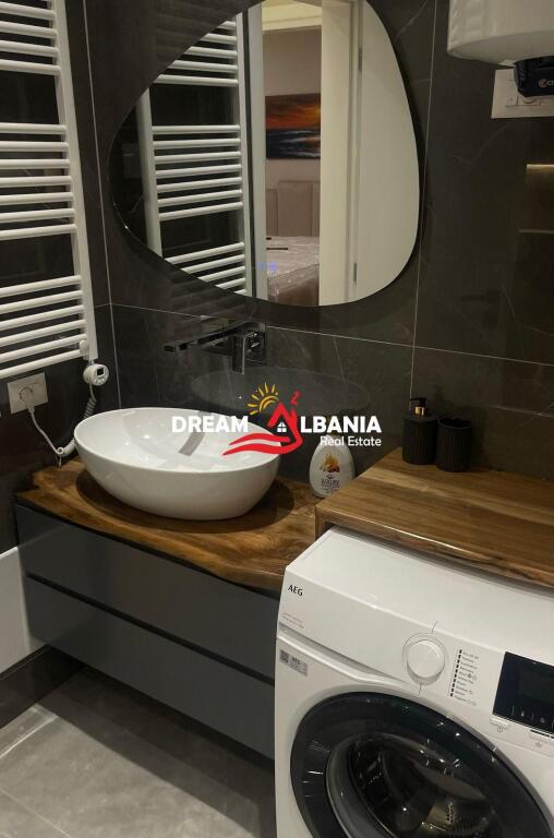 Apartament modern 2+1+2 + parkim me qera , Liqeni i Thate (ID 42215432)
