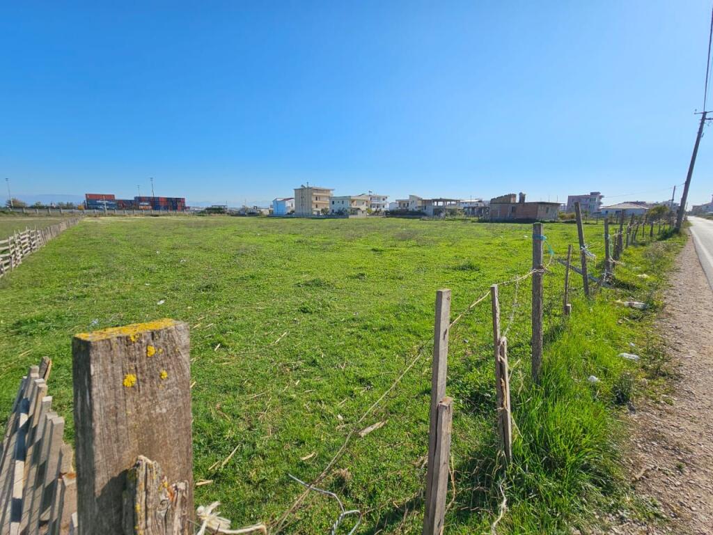 Terreno in Vendita Area 9 000m Spitalle