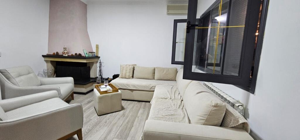 FOR SALE 2-STORY VILLA WITH POOL NEAR HOTEL GRINT GOLEM DURRES