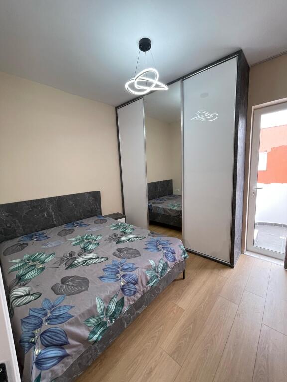 🏡 Shitet Apartament 2+1+2 Tualete – Rruga Dritan Hoxha