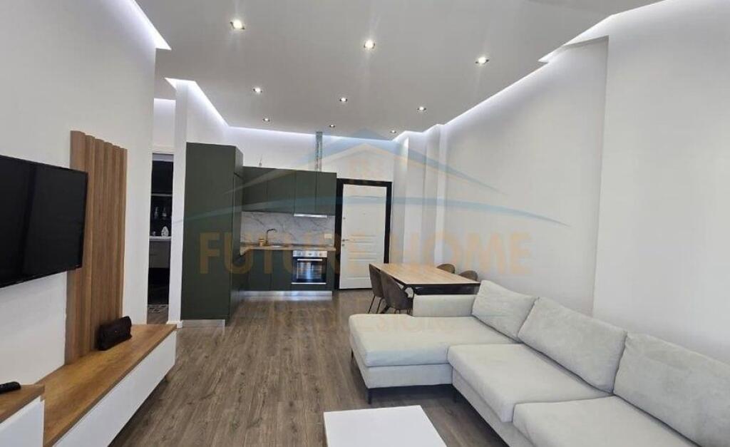 Qera,Apartament 2+1, Rruga Thesarit,Fresku,Tirana.