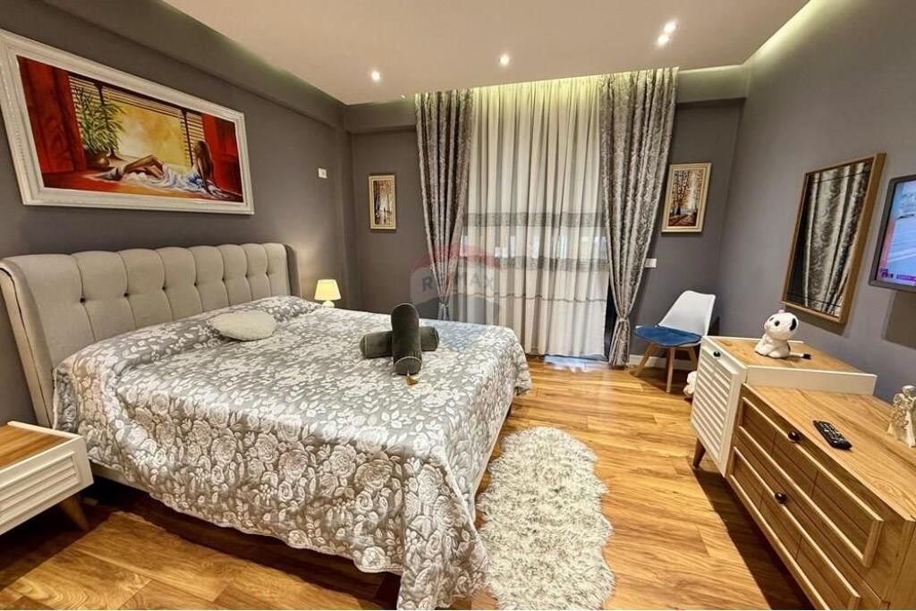 APARTMENT 1+1 FOR RENT, BLLOKU, TIRANA