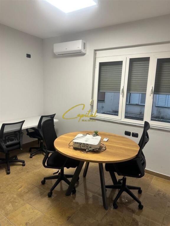 OFFICE FOR RENT 65 M2 FORMER BLOK 1,500 EURO
