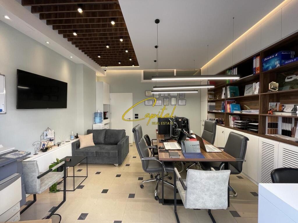 ZYRE ME QERA 45 M2 KODRA E DIELLIT 600 EURO
