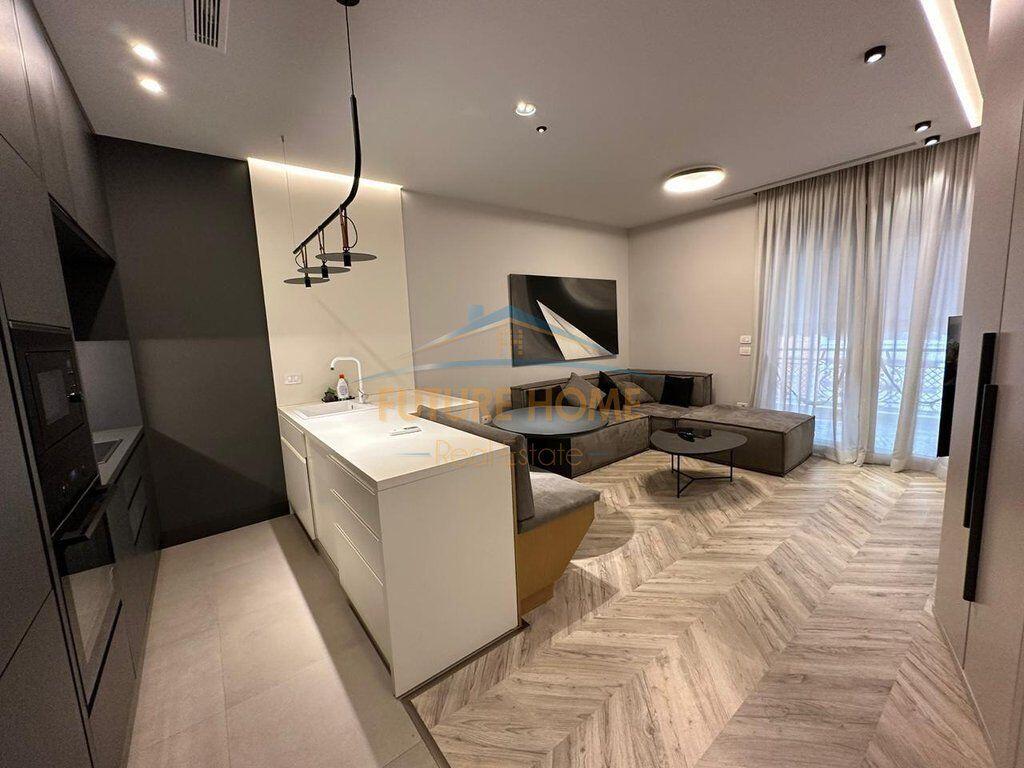 Qera,Apartament 1+1 tek Pazari i Ri!