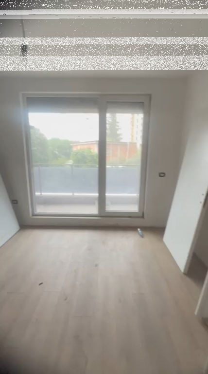 Apartment 3+1+2, Turdiu!
