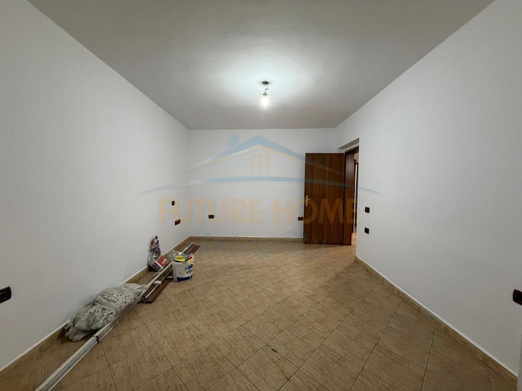For sale, 2+1 apartment, Elbasanit Street, Tirana.