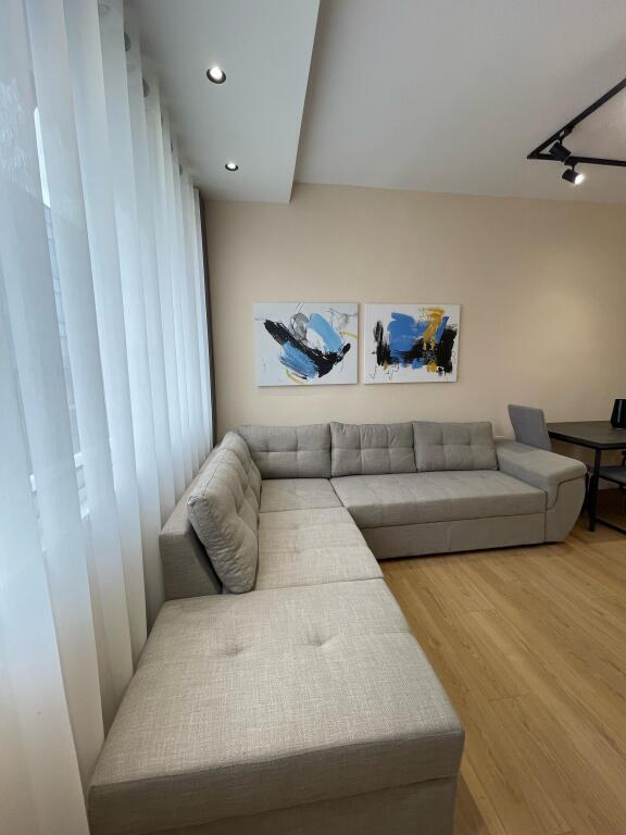 🏡 Shitet Apartament 2+1+2 Tualete – Rruga Dritan Hoxha