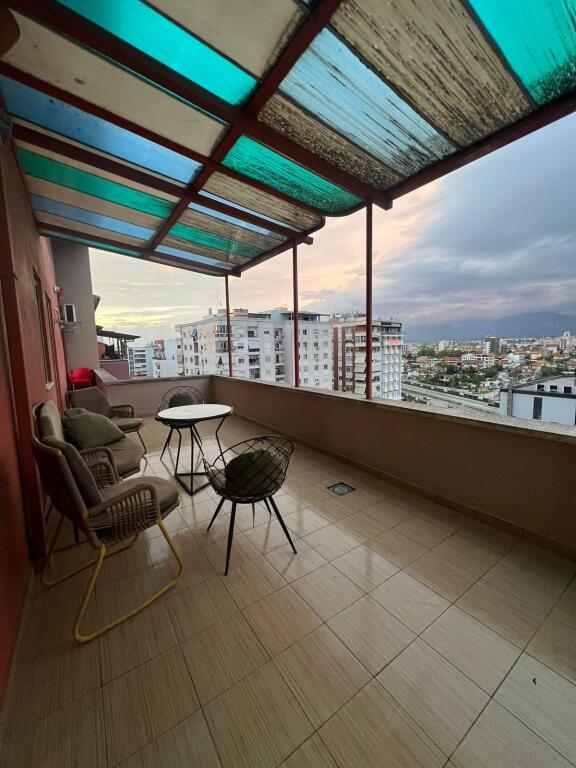 Apartament 1+1 me verande ne Astir!