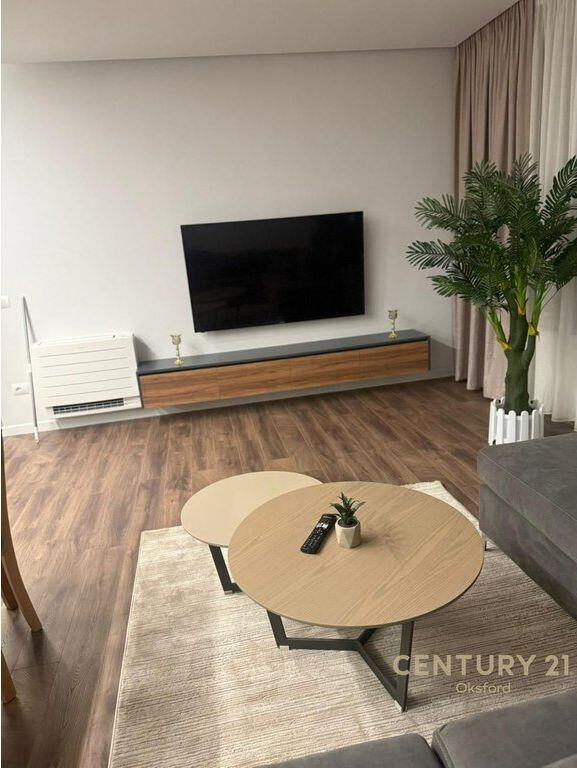 PER QIRA APARTAMENT 2+1 ME POST TE RRUGA JORDAN MISJA