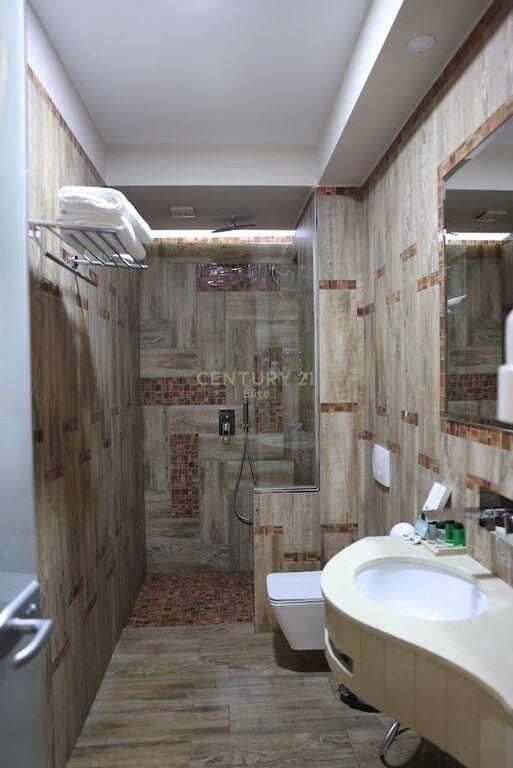 SHITET HOTEL SUPER I INVESTUAR
