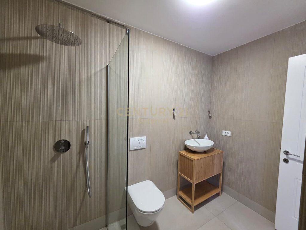 Ufficio in affitto nel Lake View Residence