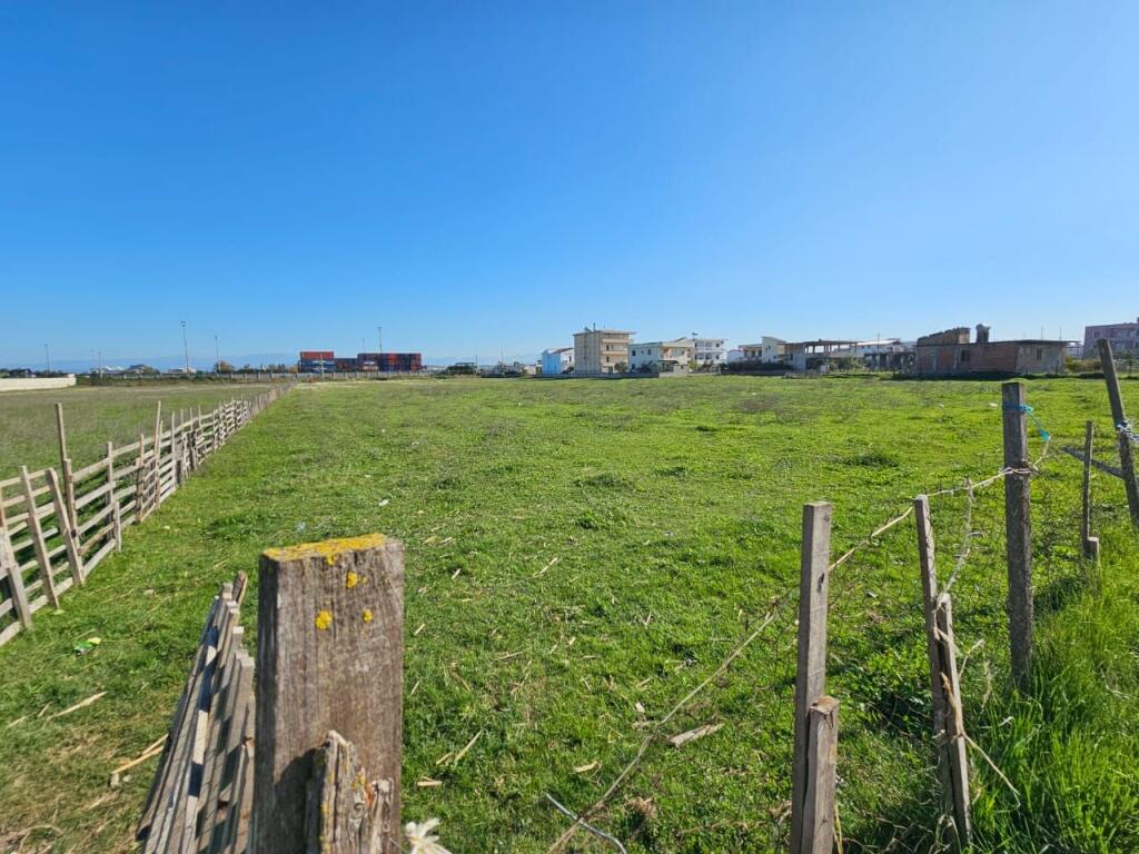 Terreno in Vendita Area 9 000m Spitalle