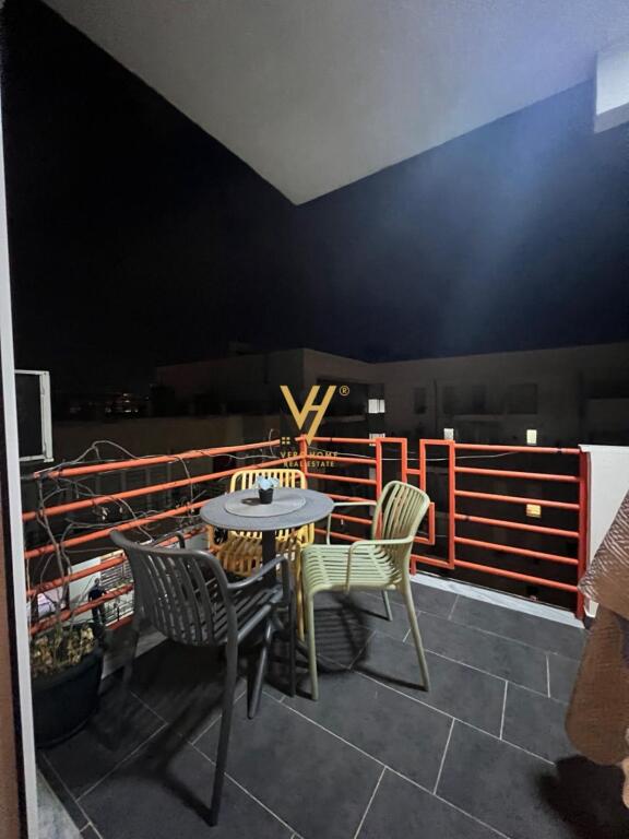 JEPET APARTAMENT 1+1+BLK ME QIRA NE QENDER 700 EURO