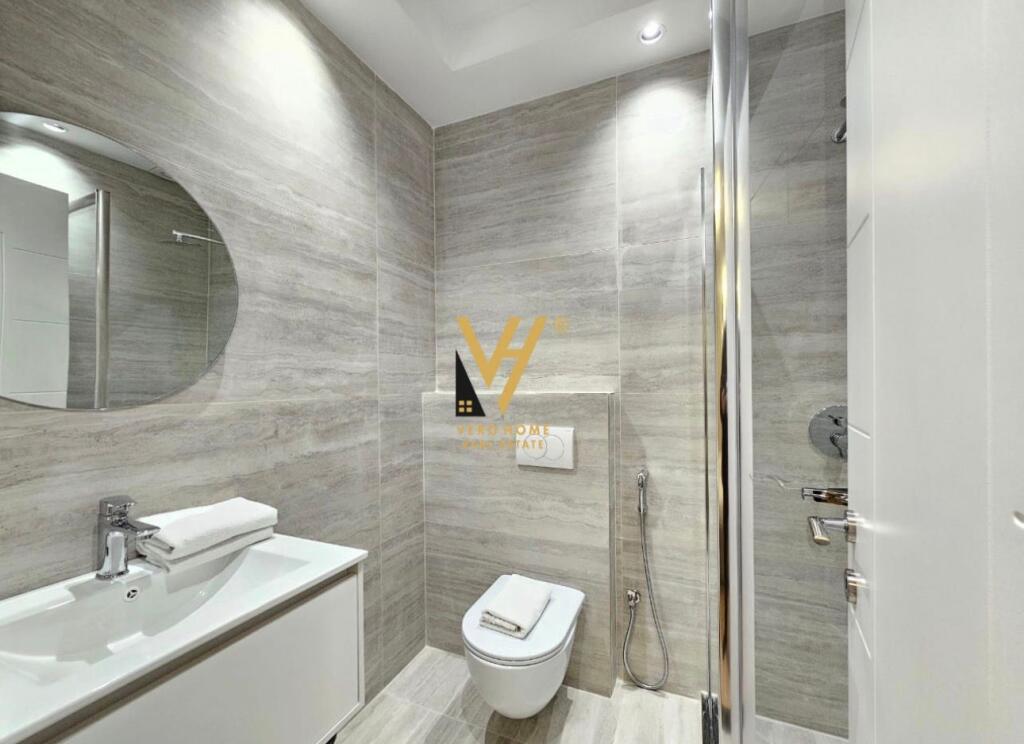 APPARTAMENTO 2+1+2+ VERANDA IN AFFITTO A BLLOK, FACOLTÀ DI GIURISPRUDENZA 1.300 EURO