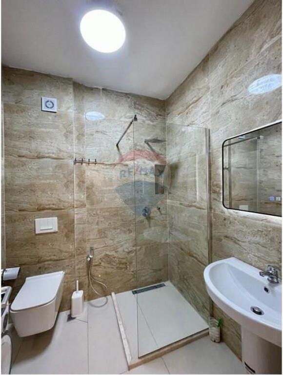 Apartamen 1+1 me qera Zogu Zi